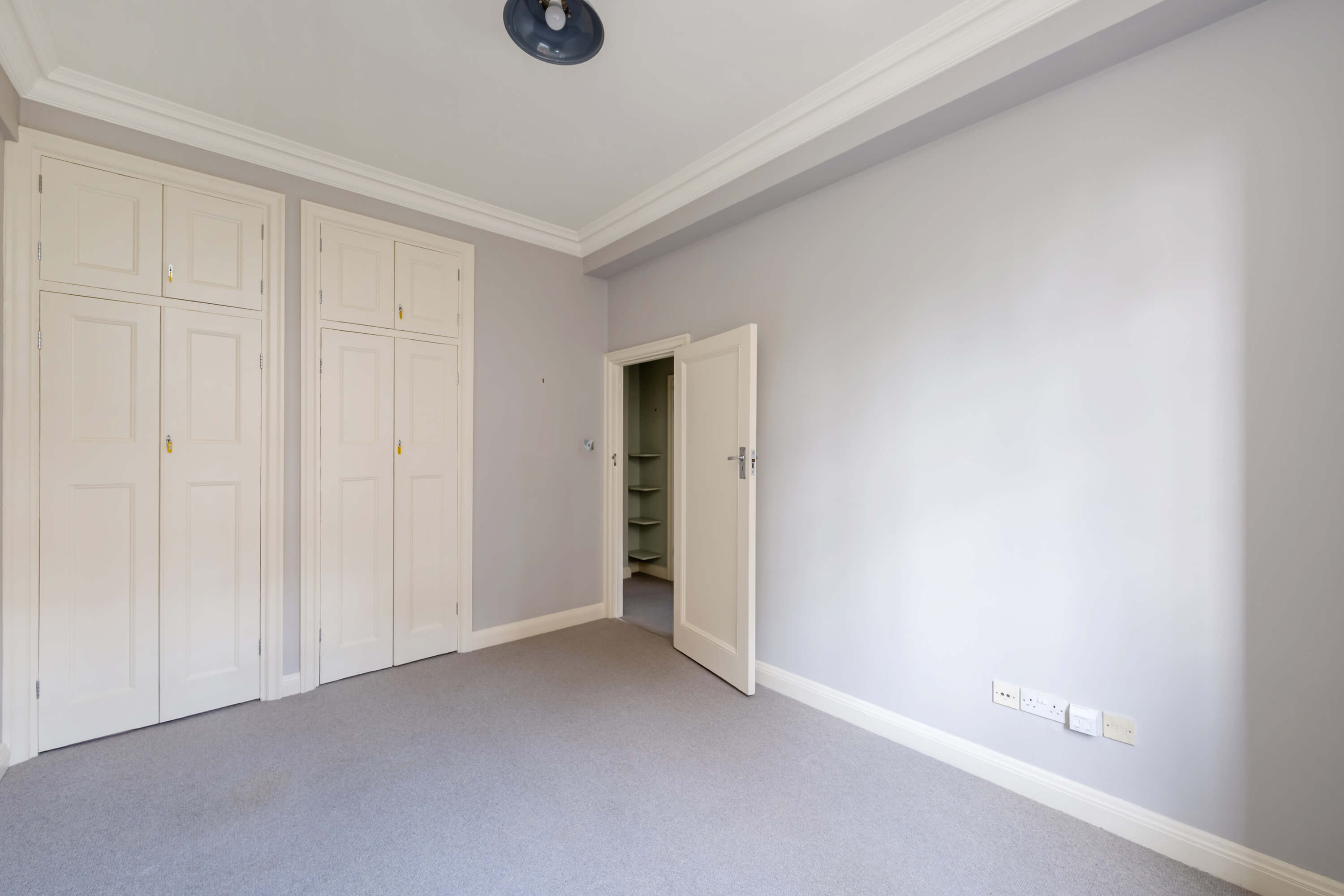 Duchess of Bedford House, W8 Lo6 Wilfords London